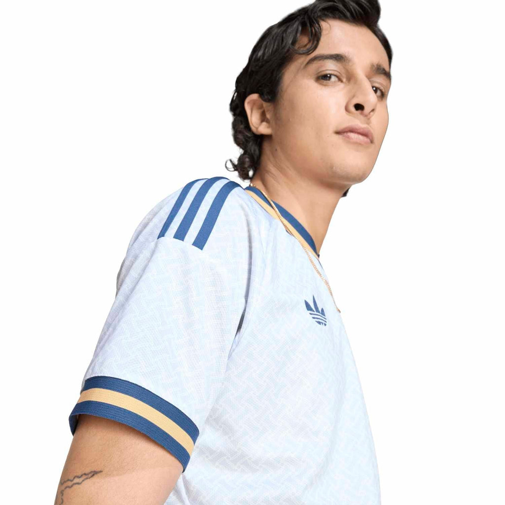 Italy 2026 Away Jersey - Men s Official Team Jersey Sports Fan Apparel